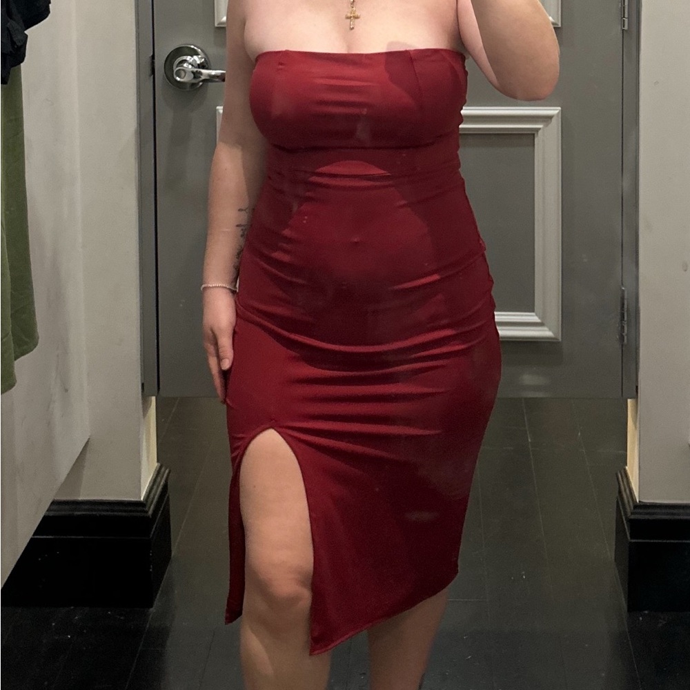 Forever 21 Strapless Burgundy Dress